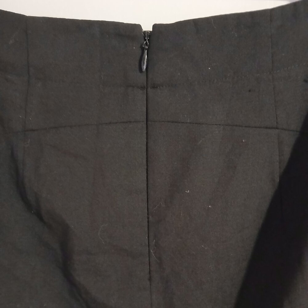 Banana Republic Factoty Women's Black Pencil Skirt SZ2 GUC - Picture 3 of 7